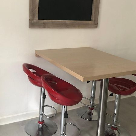 Charmant Appartement Au Paradis Romagnat Buitenkant foto